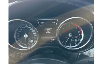 Mercedes-Benz ML 350 BlueTec* Harman/Kardon* 360View* Подгрев* Пано - автомобили, коли, обяви за нови и употребявани 7