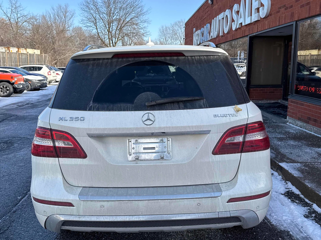 Mercedes-Benz ML 350 4M* AMG-pkg* Пано* Подгрев* 360View* Harman/Kardon - автомобили, коли, обяви за нови и употребявани 4