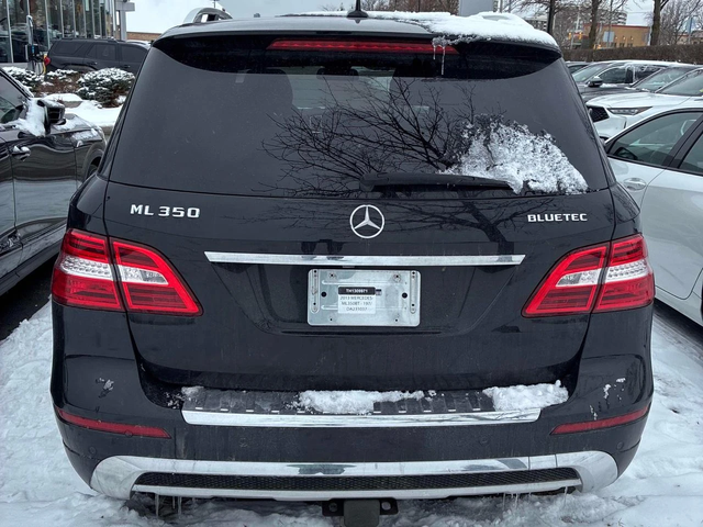 Mercedes-Benz ML 350 AMG packet* Harman Kardon* Подгрев* Пано* Камера - автомобили, коли, обяви за нови и употребявани 3