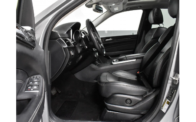 Mercedes-Benz ML 350 d* AMG-pack* Bluetec* H/K* Подгреви* Пано* Камера* - автомобили, коли, обяви за нови и употребявани 7