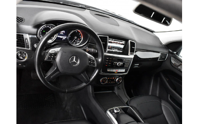 Mercedes-Benz ML 350 d* AMG-pack* Bluetec* H/K* Подгреви* Пано* Камера* - автомобили, коли, обяви за нови и употребявани 8