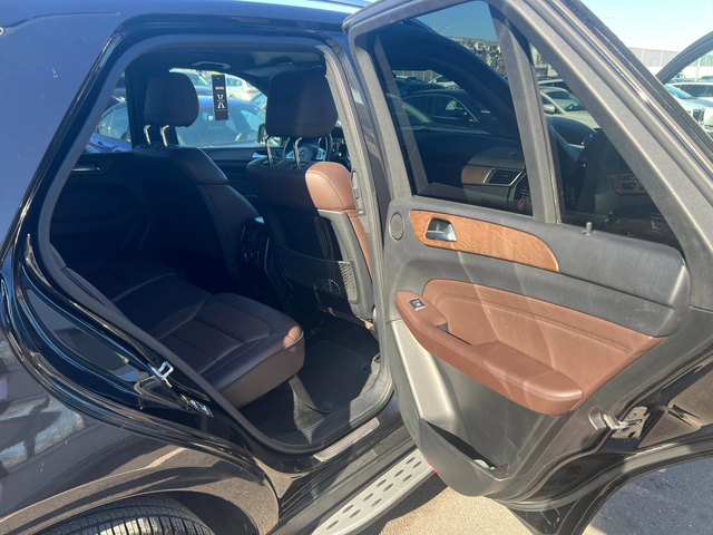 Mercedes-Benz ML 350 AMG - автомобили, коли, обяви за нови и употребявани 9