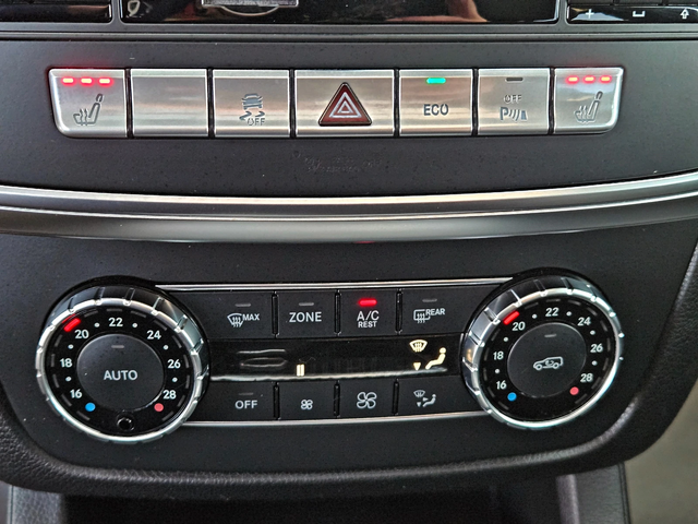 Mercedes-Benz ML 350 AMG/GERMANY/PANO/CAMERA/ПОДГРЕВ/ПАМЕТ/AMBIENT/LIZI - автомобили, коли, обяви за нови и употребявани 11