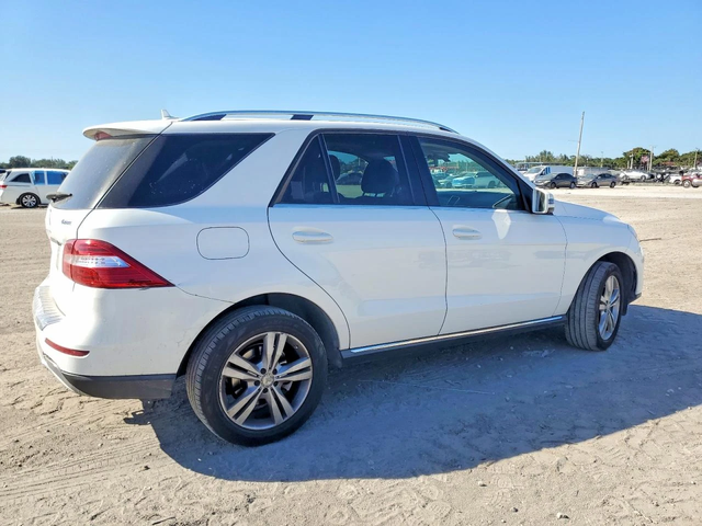 Mercedes-Benz ML 350 3.5* 4MATIC* РЕАЛНИ КМ* ПЕРФЕКТНА - автомобили, коли, обяви за нови и употребявани 4