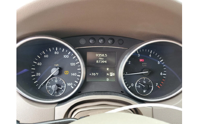 Mercedes-Benz ML 350 4MATIC / 3.5 V6 / Кожа / Панорама / ПОДГРЕВ / - автомобили, коли, обяви за нови и употребявани 8