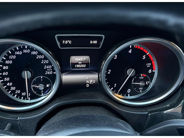 Mercedes-Benz ML 350 BlueTEC* 4MATIC* AMG* Airmatic* Keyless - автомобили, коли, обяви за нови и употребявани 7