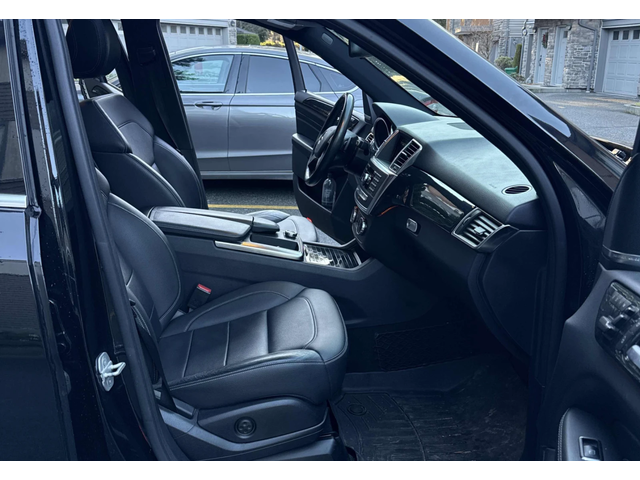 Mercedes-Benz ML 350 BlueTEC* 4MATIC* AMG* Airmatic* Keyless - автомобили, коли, обяви за нови и употребявани 9