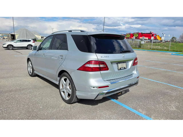 Mercedes-Benz ML 350 * BlueTEC * ПЕРФЕКТНА СЕРВИЗНА ИСТОРИЯ - автомобили, коли, обяви за нови и употребявани 15