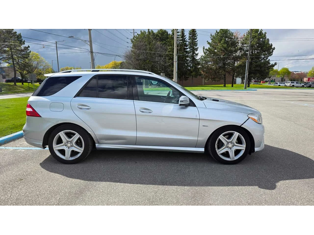 Mercedes-Benz ML 350 * BlueTEC * ПЕРФЕКТНА СЕРВИЗНА ИСТОРИЯ - автомобили, коли, обяви за нови и употребявани 2