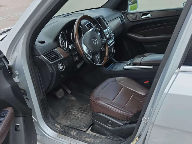 Mercedes-Benz ML 350 * BlueTEC * ПЕРФЕКТНА СЕРВИЗНА ИСТОРИЯ - автомобили, коли, обяви за нови и употребявани 4