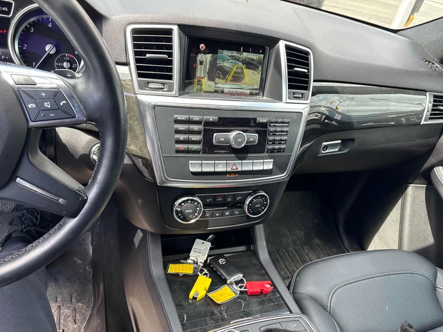Mercedes-Benz ML 350 * BlueTEC * 360 * ПОДГРЕВИ * ПАМЕТ * KEYLESS - автомобили, коли, обяви за нови и употребявани 8