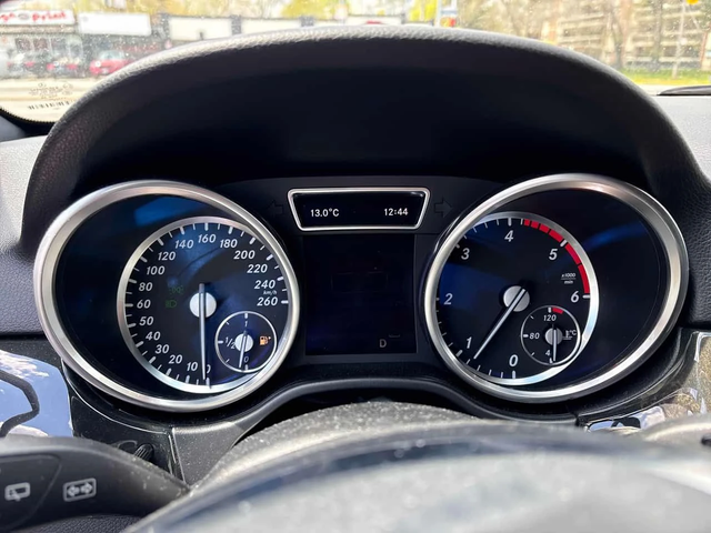 Mercedes-Benz ML 350 | BlueTEC | 360 | HARMAN KARDON | ПОДГРЕВ | - автомобили, коли, обяви за нови и употребявани 7