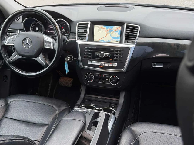 Mercedes-Benz ML 350 BlueTEC/ПОДГРЕВИ/ПАНОРАМА - автомобили, коли, обяви за нови и употребявани 4