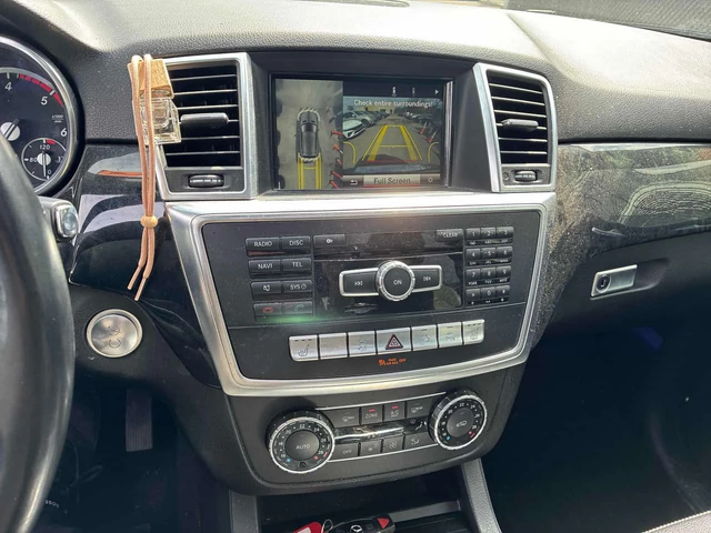 Mercedes-Benz ML 350 BlueTEC/ПОДГРЕВИ/360 КАМЕРИ/ПАНОРАМА - автомобили, коли, обяви за нови и употребявани 8