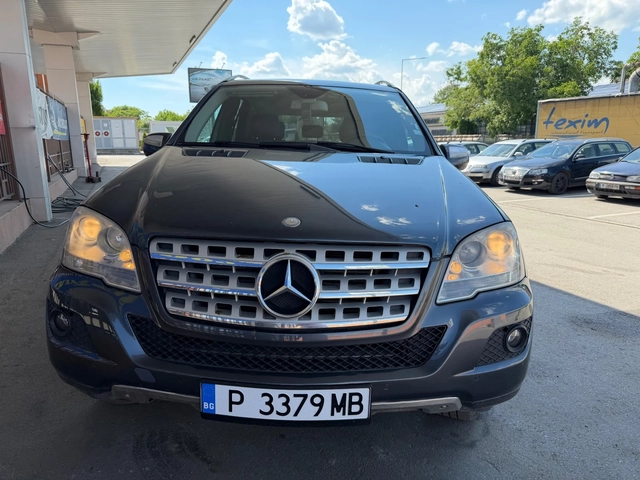 Mercedes-Benz ML 350 FACE* 2011г* НА* ПРУЖИНИ* ОБСЛУЖЕН - автомобили, коли, обяви за нови и употребявани 1