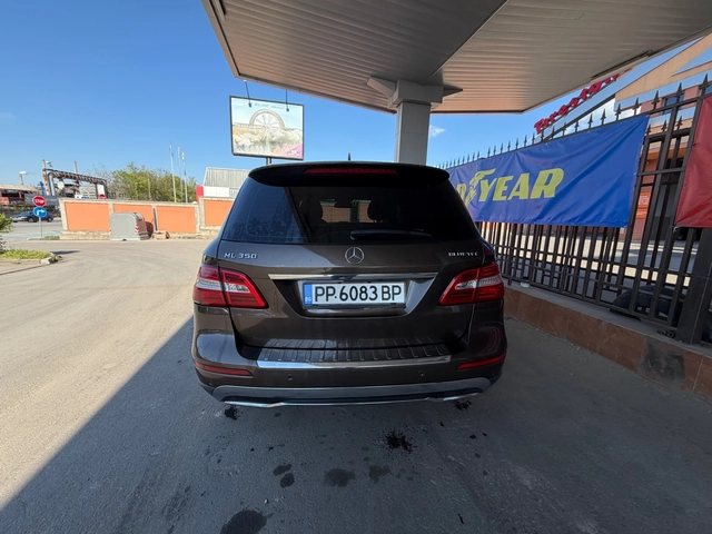 Mercedes-Benz ML 350 AMG* Sport* Кожа* Камера - автомобили, коли, обяви за нови и употребявани 5