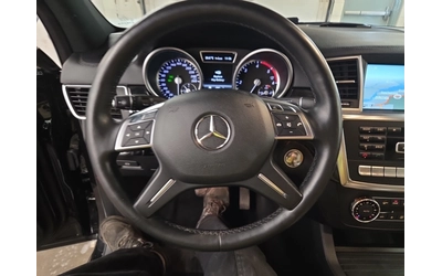 Mercedes-Benz ML 350 AMG * ОБДУХВАНЕ * H&K * КАМЕРА * ПАНОРАМА * CARFAX - автомобили, коли, обяви за нови и употребявани 6
