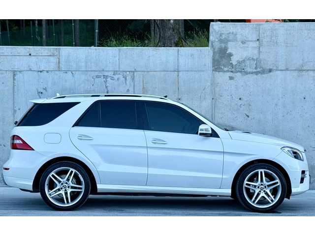 Mercedes-Benz ML 350 CDi AMG Пакет/Designo/Edition1/Harman Kardon - автомобили, коли, обяви за нови и употребявани 7