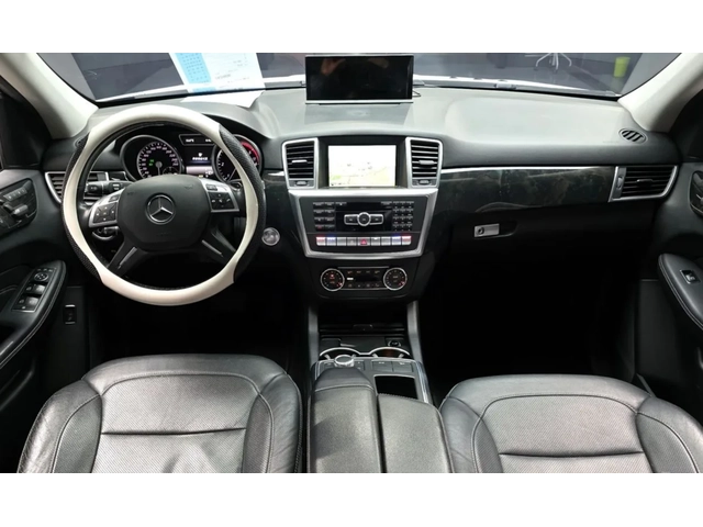 Mercedes-Benz ML 350 4matic* Обдух* Pano* 2TV's* Крайна цена* - автомобили, коли, обяви за нови и употребявани 3