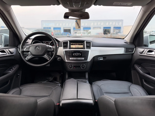 Mercedes-Benz ML 350 BlueTEC= 4Matic= AMG= Airmatic= Камера= - автомобили, коли, обяви за нови и употребявани 9