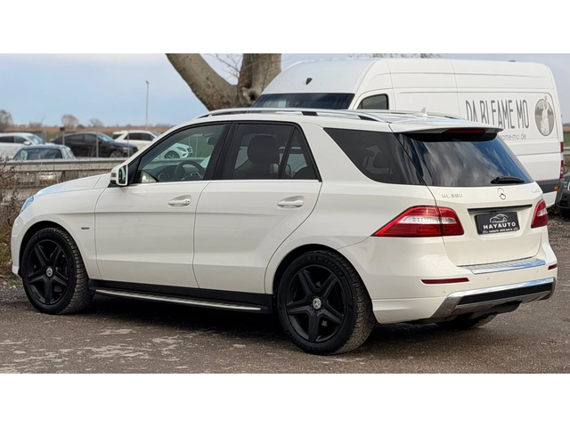 Mercedes-Benz ML 350 BLUETEC= 4MATIC= AMG= PREMIUM= HARMAN/KARDON= - автомобили, коли, обяви за нови и употребявани 6