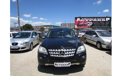mercedes-benz-ml-350 - 1