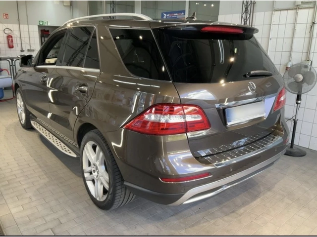 Mercedes-Benz ML 350 Exclusive-Лизинг през Уникредит - автомобили, коли, обяви за нови и употребявани 9