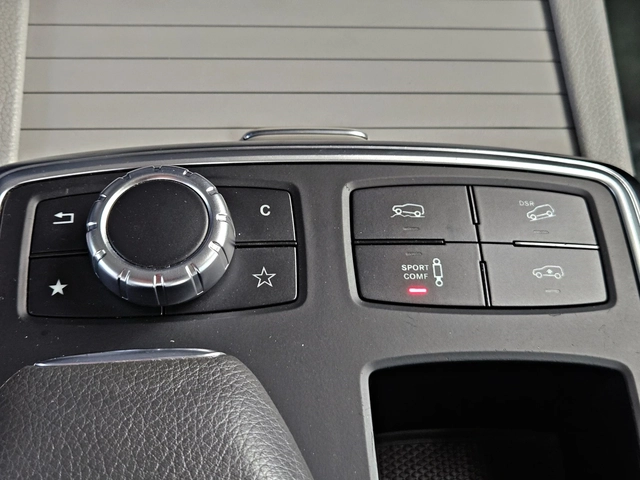 Mercedes-Benz ML 350 ! AMG/GERMANY/AIRMATIC/ПОДГРЕВ/ОБДУХ/МЕМORY/LIZI - автомобили, коли, обяви за нови и употребявани 11