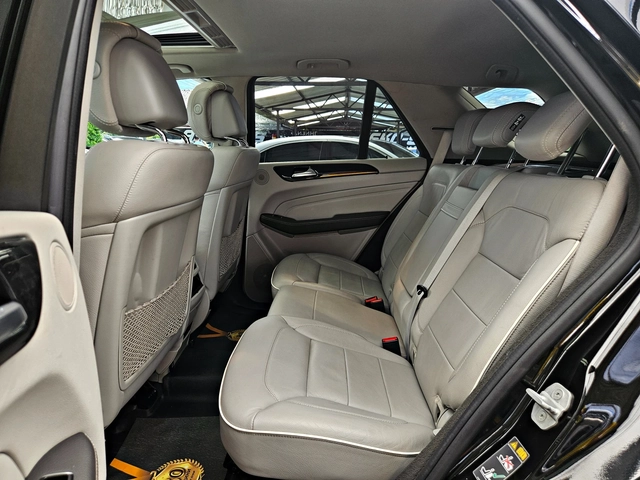 Mercedes-Benz ML 350 ! AMG/DISTRON/МАСАЖ/CAMERA/ПОДГРЕВ/AIRMATIC/AMBI/L - автомобили, коли, обяви за нови и употребявани 15