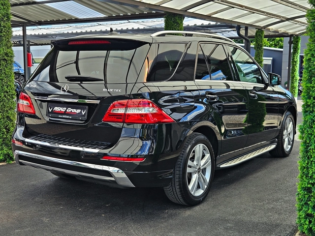 Mercedes-Benz ML 350 ! AMG/DISTRON/МАСАЖ/CAMERA/ПОДГРЕВ/AIRMATIC/AMBI/L - автомобили, коли, обяви за нови и употребявани 4