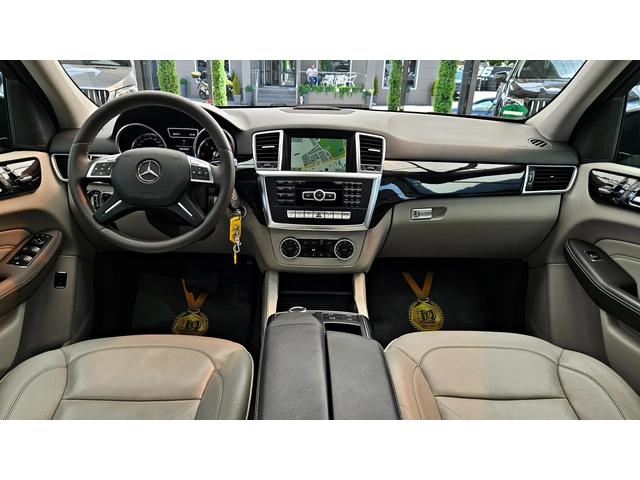 Mercedes-Benz ML 350 ! AMG/DISTRON/МАСАЖ/CAMERA/ПОДГРЕВ/AIRMATIC/AMBI/L - автомобили, коли, обяви за нови и употребявани 9