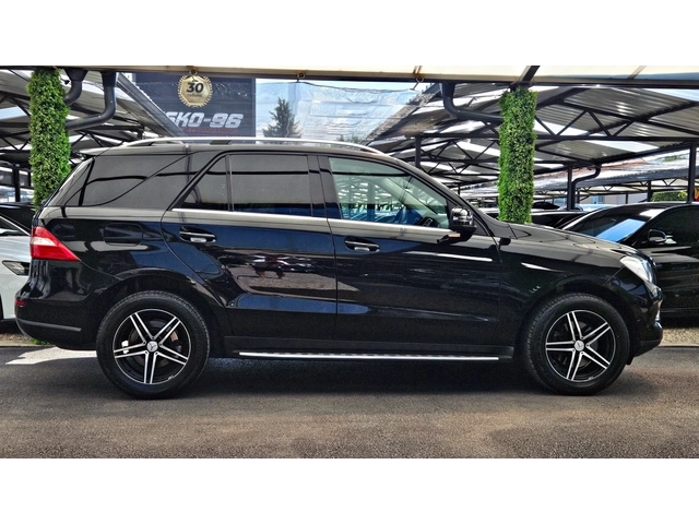 Mercedes-Benz ML 350 AMG/GERMANY/CAMERA/ПОДГРЕВ/АМБИЕНТ/DSR/AUTO H/LIZI - автомобили, коли, обяви за нови и употребявани 3