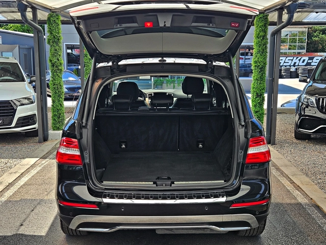 Mercedes-Benz ML 350 AMG/GERMANY/CAMERA/ПОДГРЕВ/АМБИЕНТ/DSR/AUTO H/LIZI - автомобили, коли, обяви за нови и употребявани 7