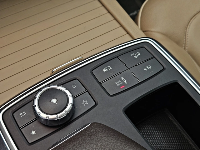Mercedes-Benz ML 350 !AMG/GERMANY/AIRMATIC/ПОДГРЕВ/ЕЛ.ТЕГЛИЧ/ШИБЕДАХ/LI - автомобили, коли, обяви за нови и употребявани 11