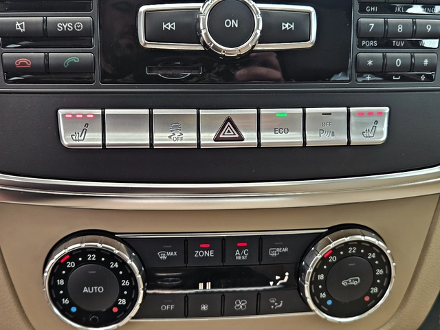 Mercedes-Benz ML 350 !AMG/GERMANY/AIRMATIC/ПОДГРЕВ/ЕЛ.ТЕГЛИЧ/ШИБЕДАХ/LI - автомобили, коли, обяви за нови и употребявани 12