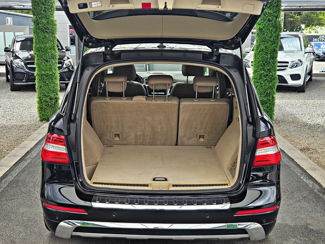 Mercedes-Benz ML 350 !AMG/GERMANY/AIRMATIC/ПОДГРЕВ/ЕЛ.ТЕГЛИЧ/ШИБЕДАХ/LI - автомобили, коли, обяви за нови и употребявани 7