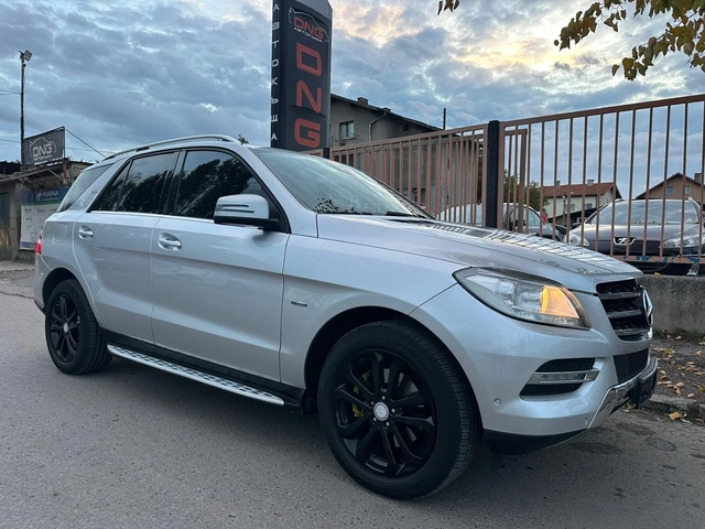 Mercedes-Benz ML 350 CDI/FULL/4MATIK/EURO6 - автомобили, коли, обяви за нови и употребявани 0