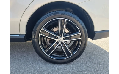 Mercedes-Benz ML 350 Panorama* AMG* Keyless* Distronic* Camera* - автомобили, коли, обяви за нови и употребявани 16