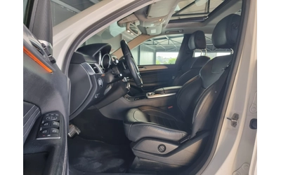 Mercedes-Benz ML 350 Panorama* AMG* Keyless* Distronic* Camera* - автомобили, коли, обяви за нови и употребявани 7
