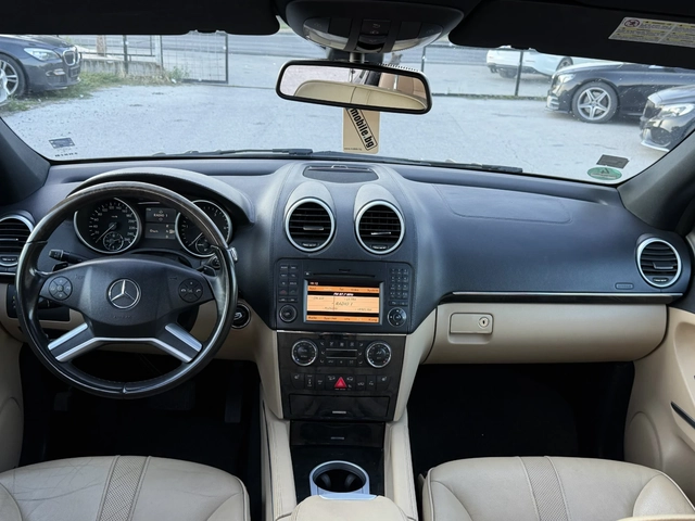 Mercedes-Benz ML 350 /6.3AMG /HARMAN CARDON/КАМЕРА/ПАНОРАМЕН ЛЮК/ - автомобили, коли, обяви за нови и употребявани 12
