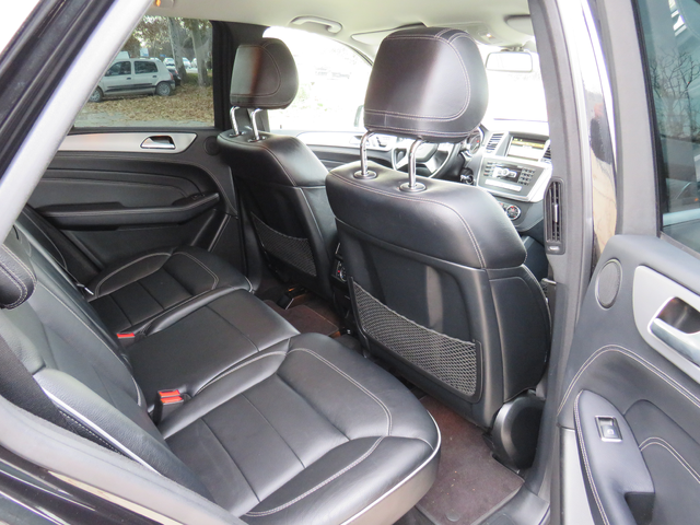 Mercedes-Benz ML 350 * AMG-PACK DISTRONIC+ РЕГИСТРИРАН* - автомобили, коли, обяви за нови и употребявани 10