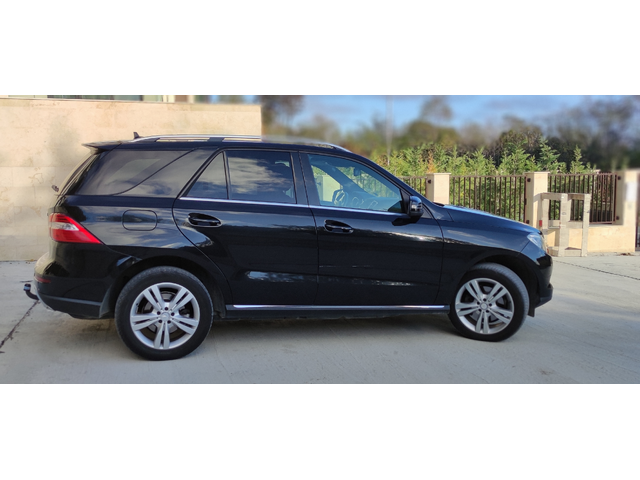 Mercedes-Benz ML 350 Sport - автомобили, коли, обяви за нови и употребявани 2