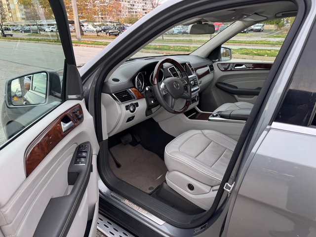 Mercedes-Benz ML 500 4MATIC Sport* Обслужен* ПЕРФЕКТЕН - автомобили, коли, обяви за нови и употребявани 10