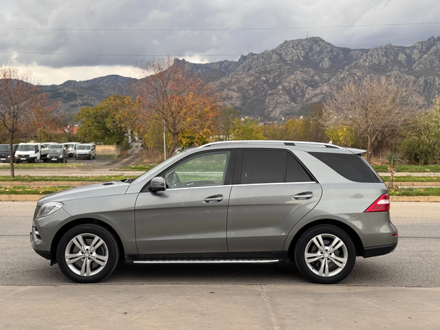 Mercedes-Benz ML 500 4MATIC Sport* Обслужен* ПЕРФЕКТЕН - автомобили, коли, обяви за нови и употребявани 1