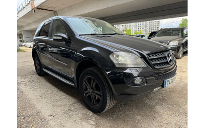 mercedes-benz-ml-500 - 1