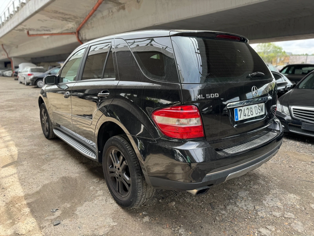 Mercedes-Benz ML 500 5.0i-FULL-на пружини - автомобили, коли, обяви за нови и употребявани 5