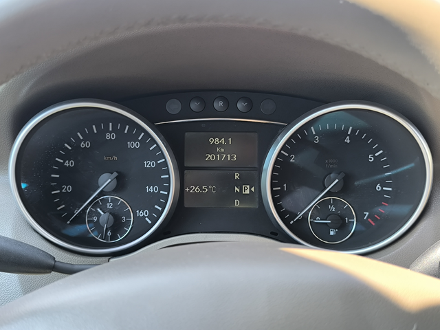 Mercedes-Benz ML 500 AMG-pack Facelift - автомобили, коли, обяви за нови и употребявани 10