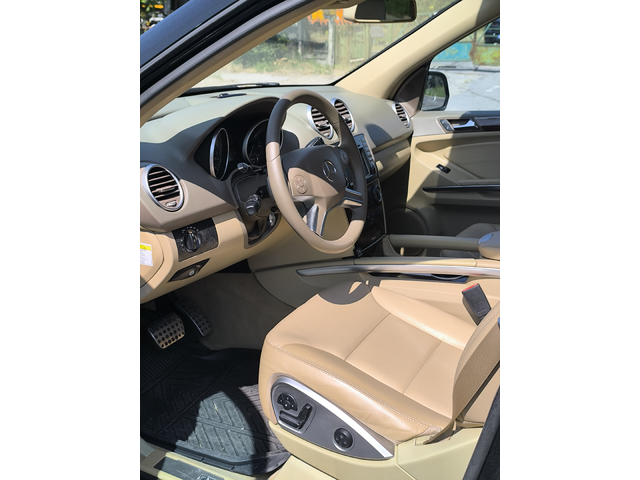 Mercedes-Benz ML 500 AMG-pack Facelift - автомобили, коли, обяви за нови и употребявани 7