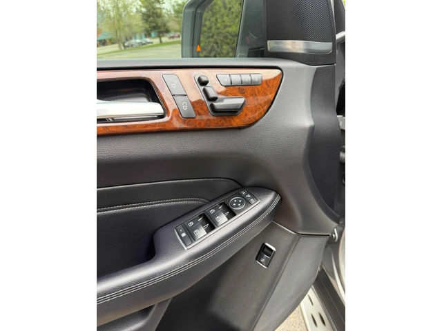 Mercedes-Benz ML 350 BlueTEC * 55, 118km. * ПАНОРАМА * CARFAX - автомобили, коли, обяви за нови и употребявани 10