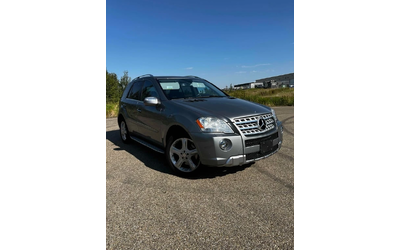 mercedes-benz-ml-550 - 0